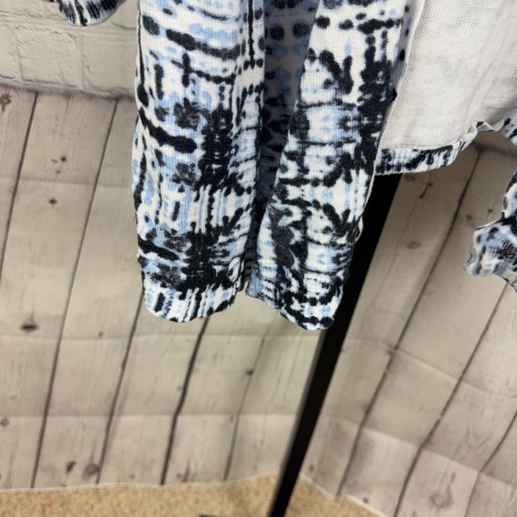 Lane Bryant Plus Size Open Front Cardigan Abstract Print Size 18/20 - Picture 2 of 6